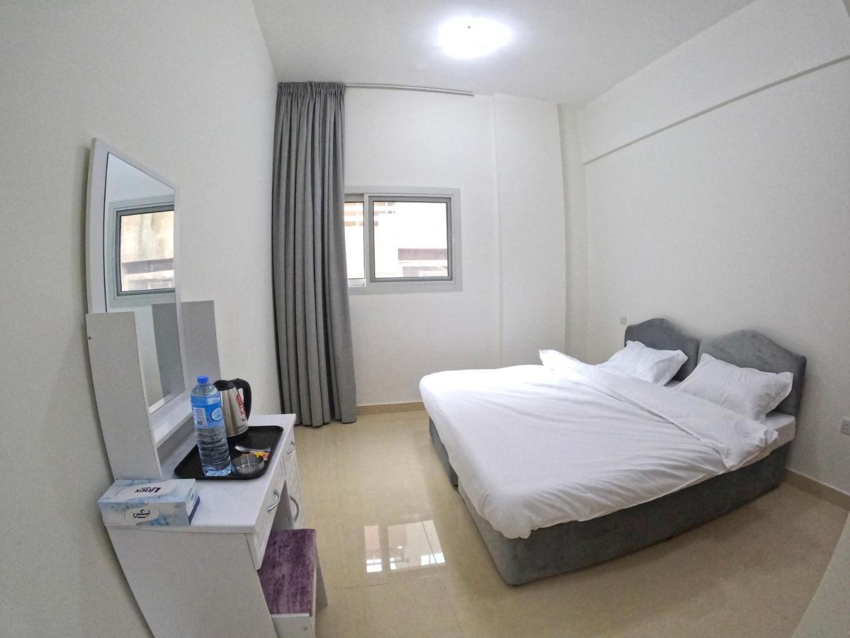 Karama Star Residence  Dubai Bagian luar foto