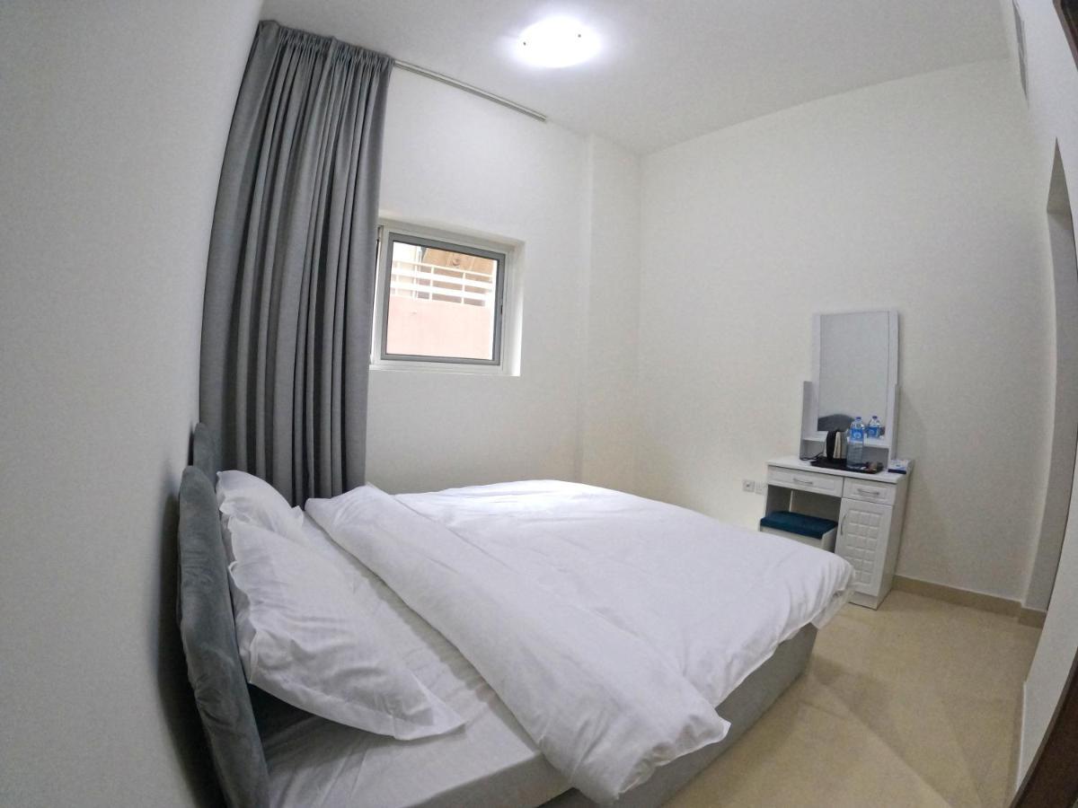 Karama Star Residence  Dubai Bagian luar foto